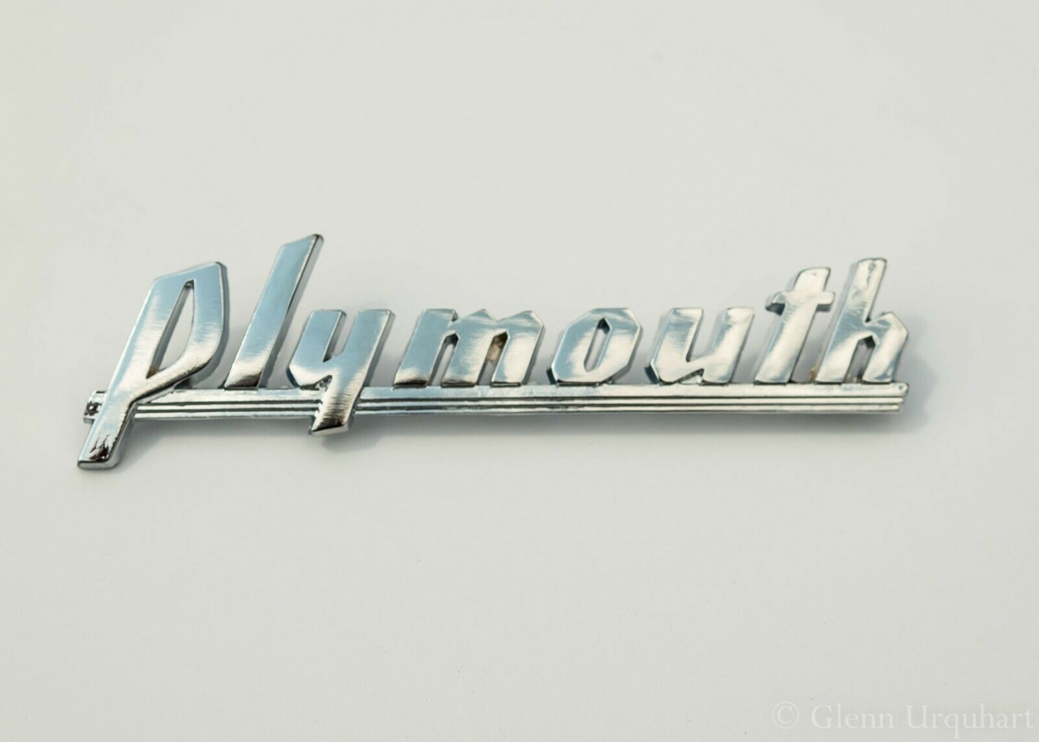 Fender Script, Single - 1939-1941 Plymouth